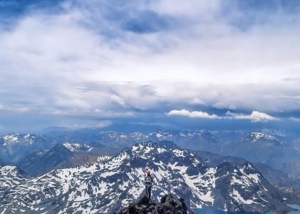 Postales que enamoran: así es la vista desde el Volcán Planchón, a 3.977 msnm
